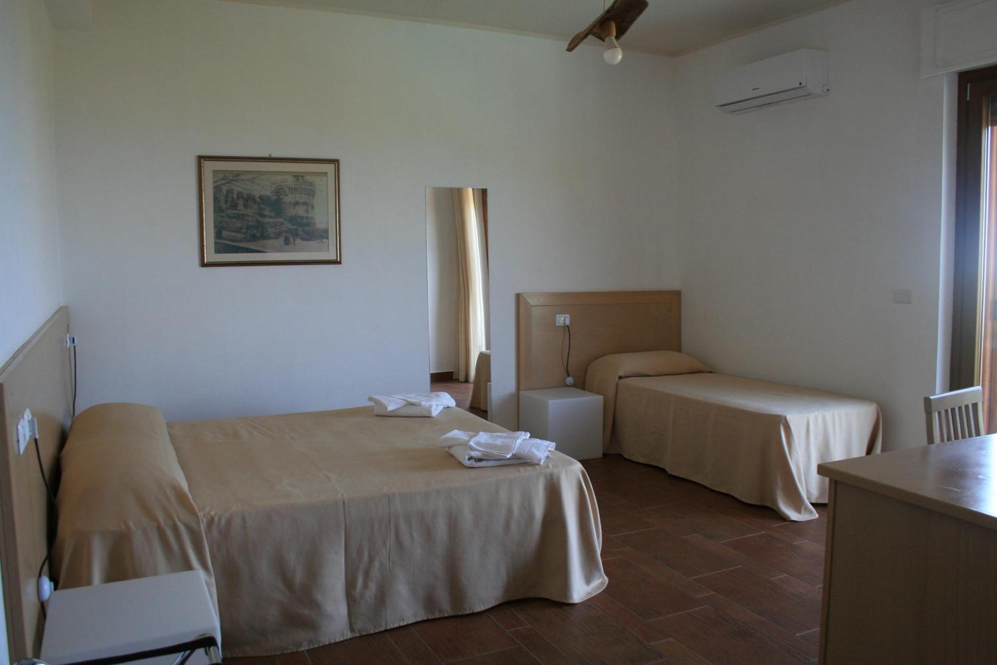 Il Podere Dell'Angelo Old Country House ベルヴェデーレ・マリッティモ エクステリア 写真